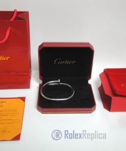 Alternative view of Cartier replica gioiello bracciale juste un clou white gold